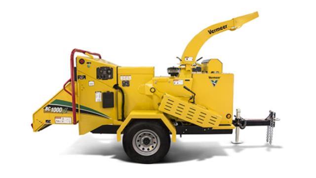 Rental store for BRUSH CHIPPER 12   2 BC1000XL  2026 in Wautoma WI